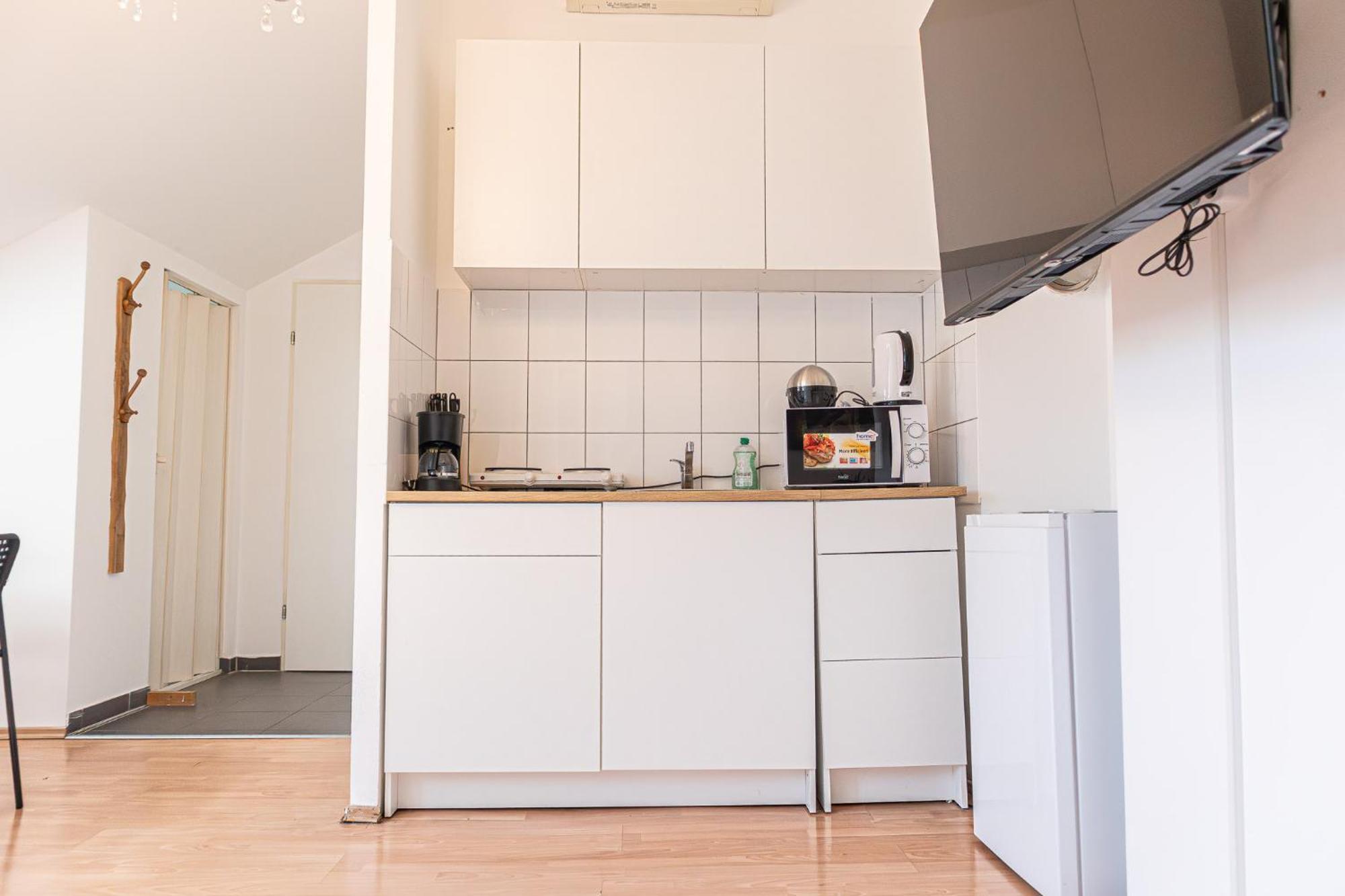 Spacious 2Br Apt Great Location - Near Schoenbrunn Wenen Buitenkant foto