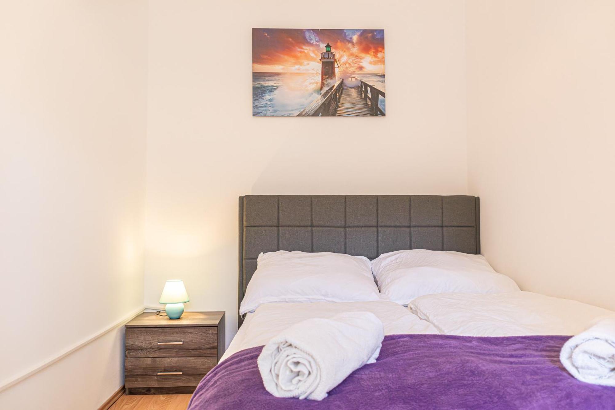 Spacious 2Br Apt Great Location - Near Schoenbrunn Wenen Buitenkant foto