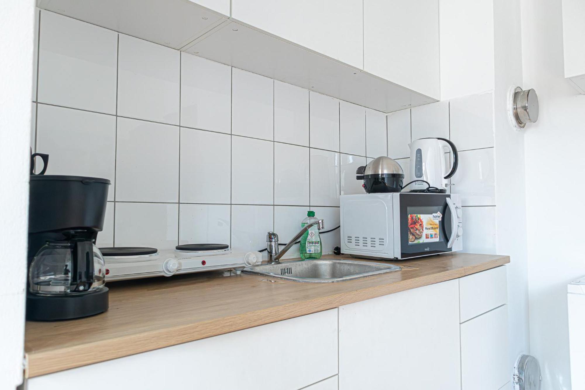 Spacious 2Br Apt Great Location - Near Schoenbrunn Wenen Buitenkant foto